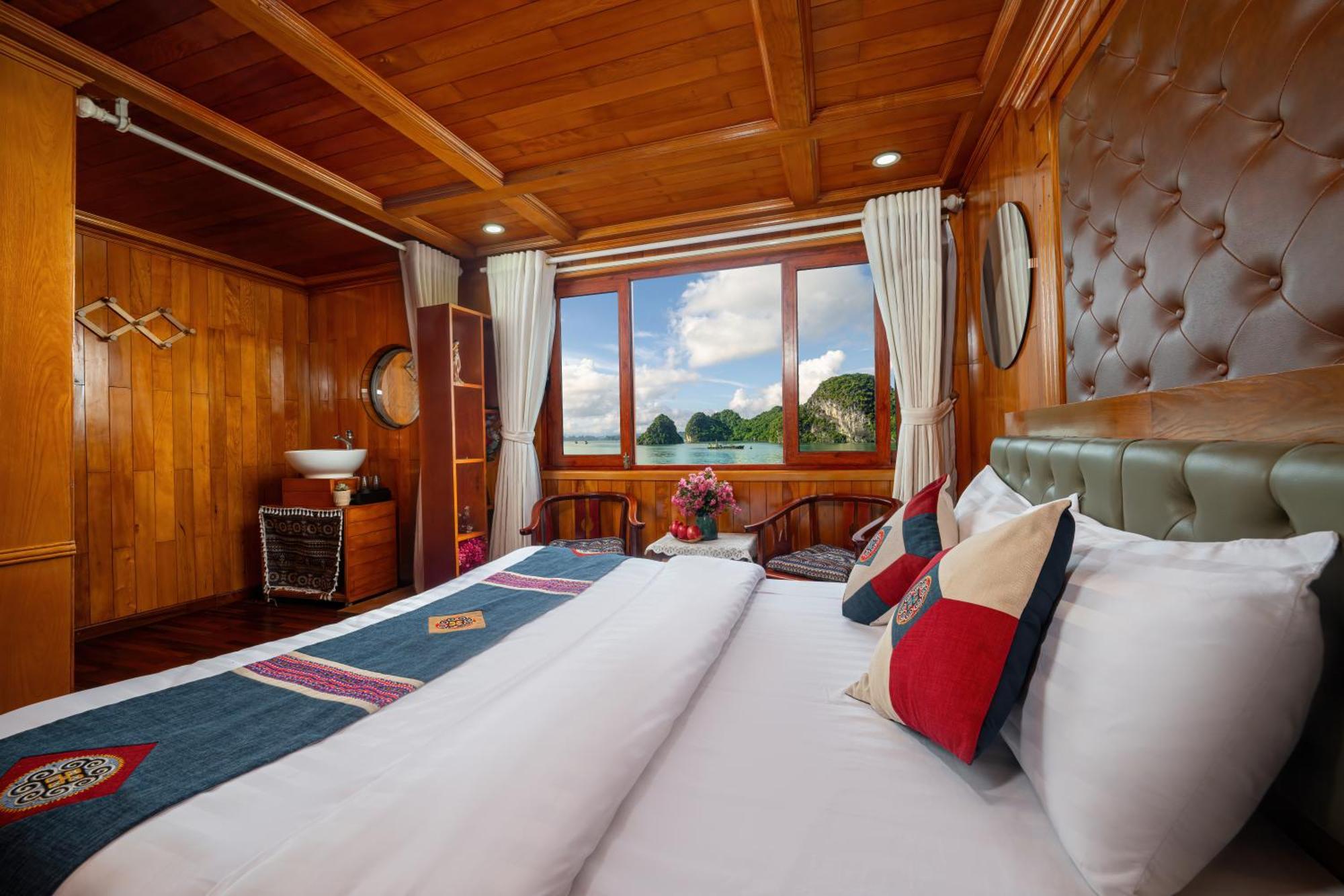 Hotel Sunlight Boutique Cruise - Cat Ba Island Ha Long Esterno foto