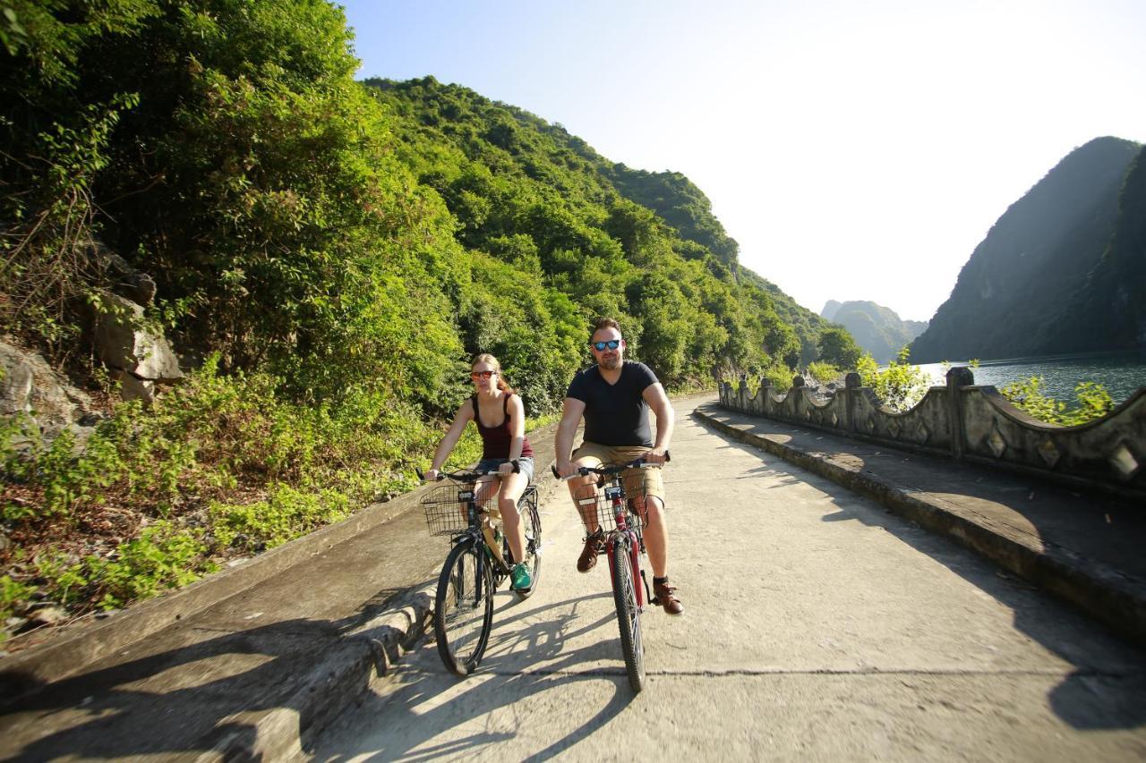Hotel Sunlight Boutique Cruise - Cat Ba Island Ha Long Esterno foto